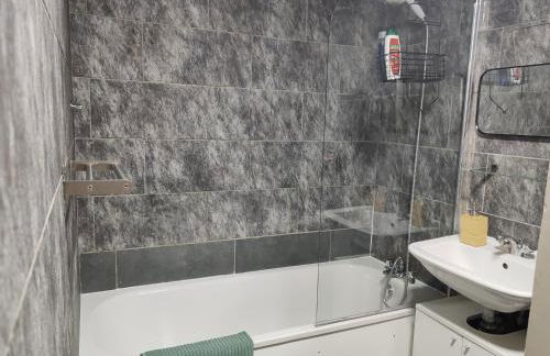 Two bedroom apartment in Queensway, London W2, - Foto 11