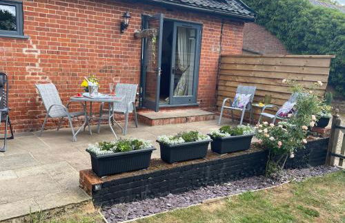 The Tack Room Cottage - Sleeps 4, Garden & Parking - Foto 55