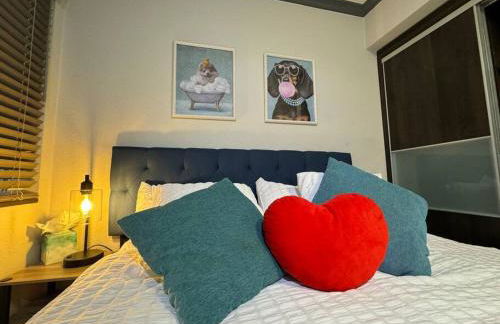 Modern condo near Fremont Street - Foto 48