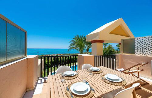 Sea Front Beach Studio Apartment - Foto 17