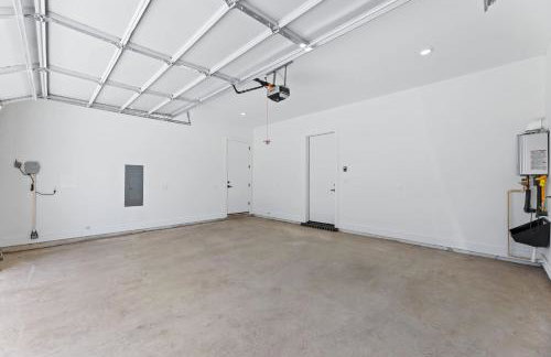 Luxury Getaway Near AT&T Stadium - 4BR Entire House-Hot Tub & Arcade - Foto 59