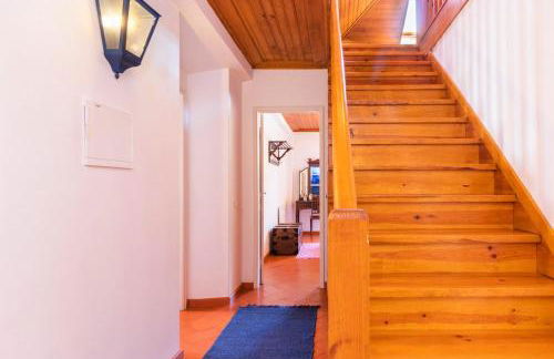 Cottage with Pool,Gourmet BBQ,Wood Oven&Games Barn - Foto 61