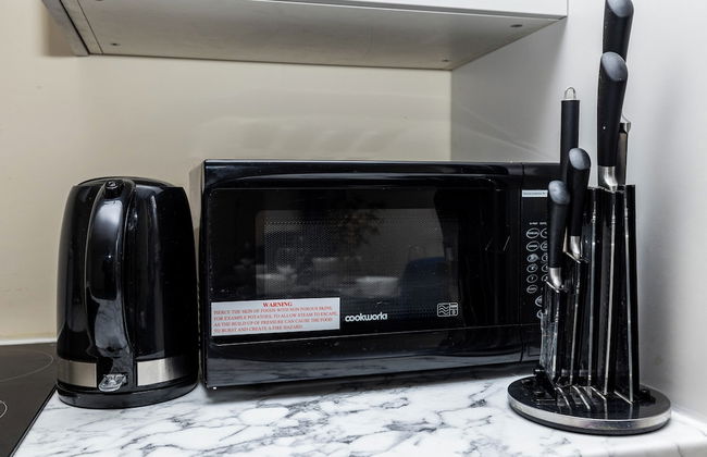 1 Bed-4guests-sofabed-wifi-closetocity-parking - Foto 10