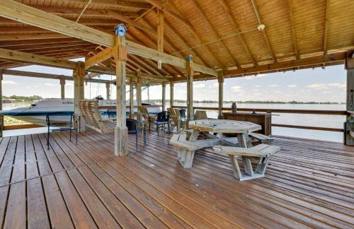 Waterfront Lake Placid Home with Private Dock! - Foto 34