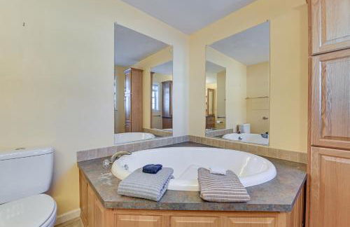 Backcountry Living Home Near Hiking in Sprakers! - Foto 17