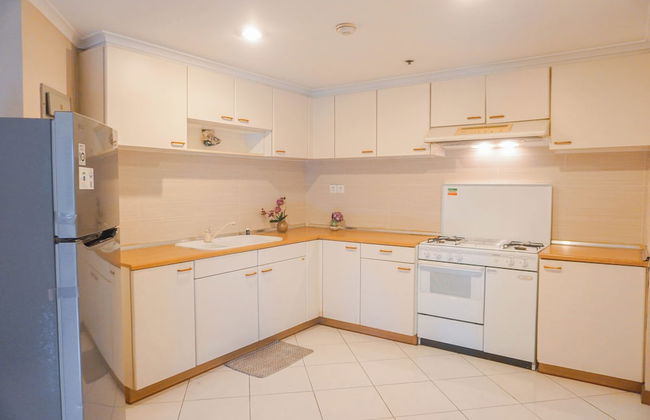 Spacious And Luxury 3Br At Sudirman Tower Condominium Apartment - Foto 15