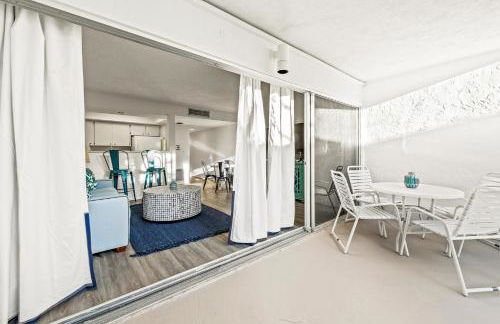 Coconuts Poolside #115 - Photo 13