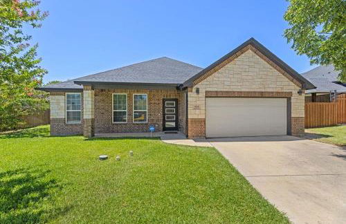 Sporty Spot - Hot Tub - Walk to AT&T Stadium - Foto 63