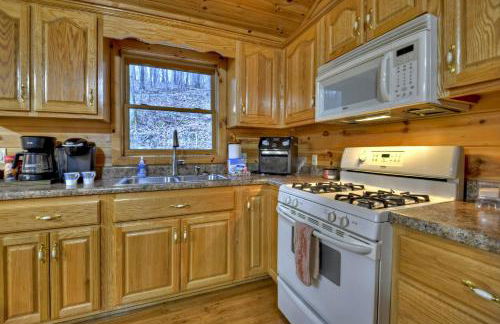 The Waters Edge Game room creek access firepit and tons of outdoor space - Foto 10