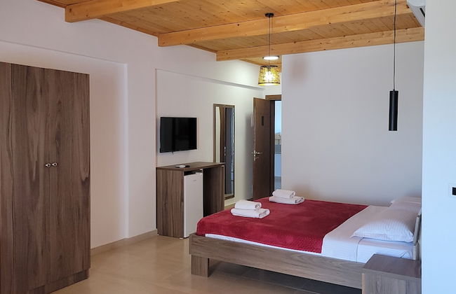 Lahuta e Vjetër Agroturizëm - Foto 27