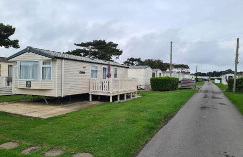 127cs HOBURNE NAISH HOLIDAY PARK - Photo 5
