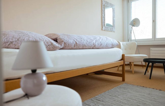 Luxury Apartment With Smart TV Free Parking Large Garden - Photo 4