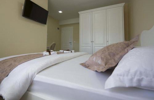 Villa Zara with heated Hydromassage-Pool - Foto 24