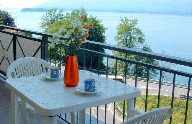 Apartment in Residence on Lake Maggiore near Beach - Foto 10