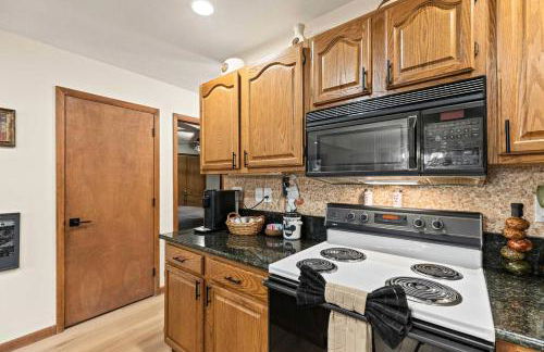 Pocono's Resort | Fire Pit, Jacuzzi, Winter Sport - Foto 48