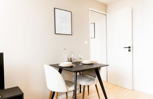 Le Soft - Beau logement - Centre - Gare - Tram - Superbe vue Sarthe - Foto 9