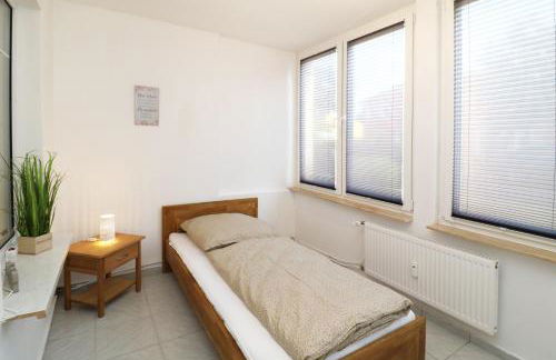 Zinnowitz Zum Bienenstock - Foto 11