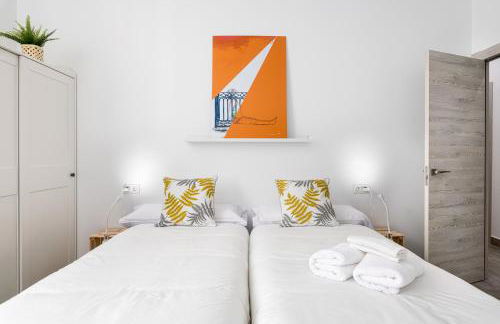 Espacioso 3 hab dobles 2 baños, junto Ayuntamiento - Foto 2