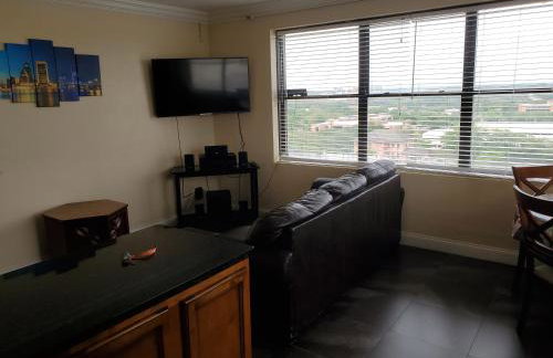 One Bedroom Downtown - Foto 2