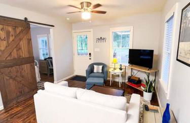 Unwind & Relax at Azalea Cottage on Bayou - Foto 13