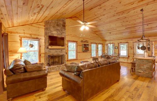 Romantic Mountain View Cabin Rental Near Downtown! - Foto 6