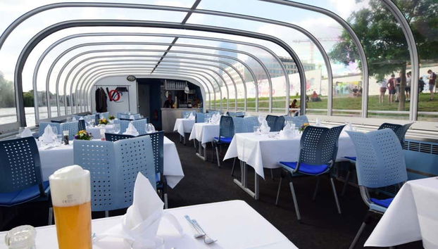 Cruise ship restaurant