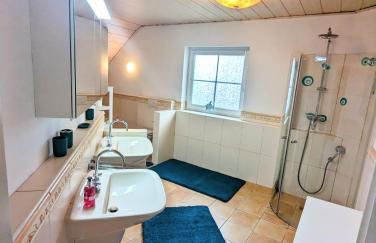 Große Schönheit mit Panoramablick - Foto 12