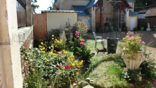 Gîte d'Isabelle, dépendance du château de la Mézière - Foto 2, Garden