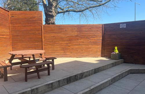 3 bed flat 10 mins to Alton Towers Sleeps 6-8 people - Foto 61