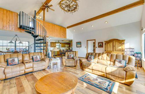 New Mexico Cabin Hideaway with Eagle Nest Lake Views - Foto 4