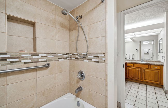 Maui Schooner Resort - Photo 35