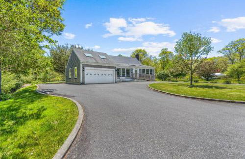 Bright and Cozy with Patio Grill and near the Beach and Golf - Photo 5