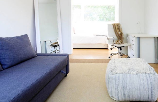 Argyle Penthouse Chic 1BR Apt 2 Sofabed - Photo 8