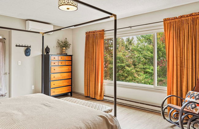 Emerald Bluff by Avantstay Lake Views, Deck, Fire Pit, Game Room - Photo 30