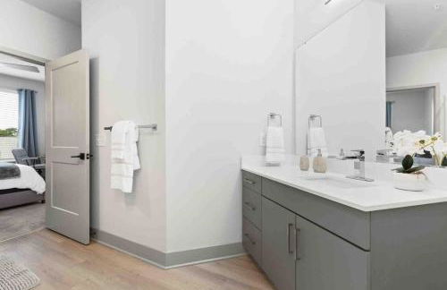 Stylish Living 5 Min From Downtown - Foto 6