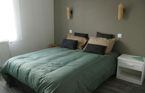 Logement à 100m du virage d'Arnage- Circuit des 24h du Mans - 6 personnes - Photo 12