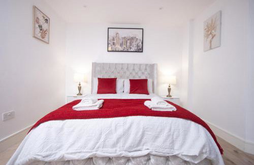 Midland Apartment I 1-min walk to town centre & station I 8-mins to airport I private balcony - Foto 2