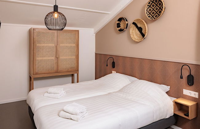 Sunny Dunimar Retreat - Photo 2