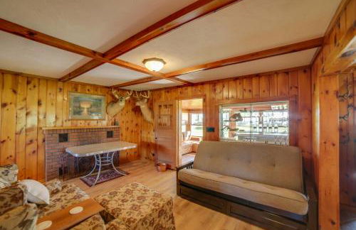 600 of Green Bay Frontage and Dock Cozy Cottage - Foto 7