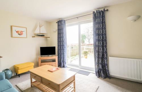 Pebble Nook - Photo 2