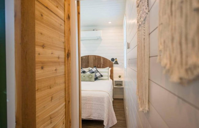 Pecan Grove Container Tiny Home Country Setting 12 min to Baylor Magnolia - Foto 13