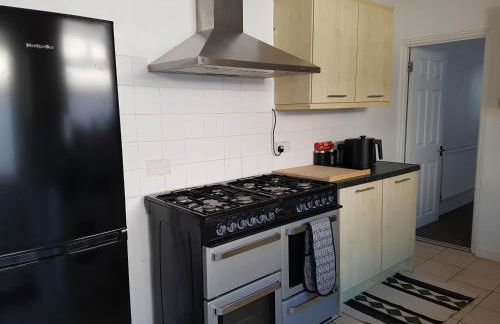 Portsmouth House near Centre 3 Bedrooms - Foto 14