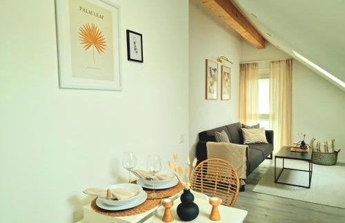 Homestay-Stylish, Zentral- Loft Apartment-Parking - Photo 8