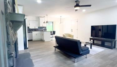 Cozy Contemporary Bungalow - Foto 5