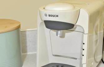 The Vizion serviced apartments from Pincott Properties - free parking, private balcony, and WiFi - Photo 41