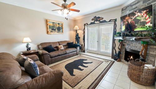 Sleepy Bear Getaway 1 Bedroom Condo by RedAwning - Foto 3