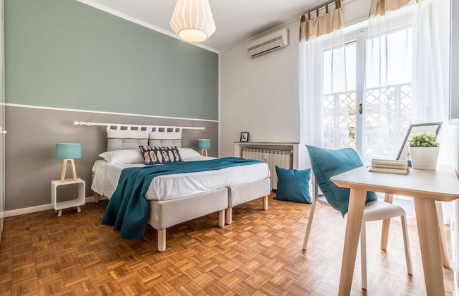 JOIVY Modern 1-Bed Flat W/Balcony - Foto 1