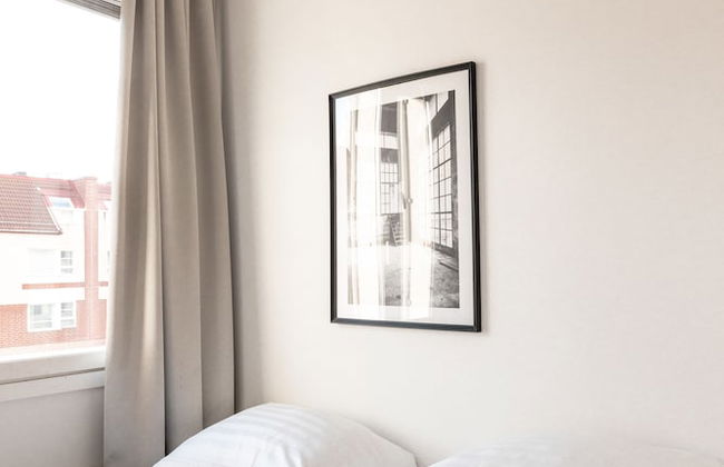 2ndhomes Modern & Cozy 2BR Apt w Balcony - Foto 4