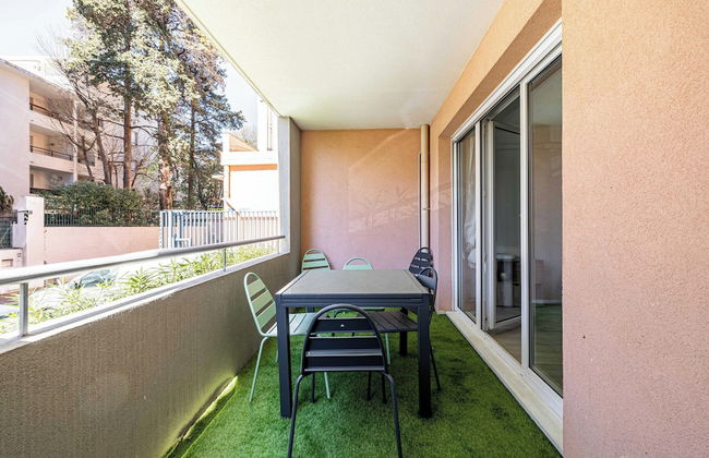 Comfort and Serenity With A/c, Parking and Balcony - Foto 15