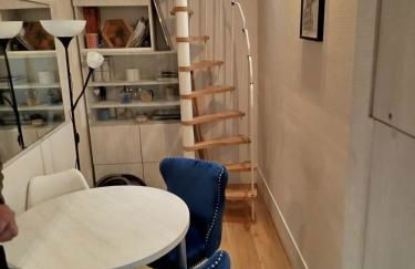 Chambre chez l'habitant à 200m des Champs Elysees et de l'Arc de Triomphe - Foto 10